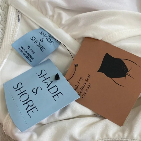 NWT Shade & Shore Striped One Piece Swimsuit with Removable Straps (XL) - Picture 3 of 6